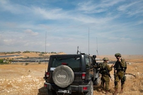 الاحتلال يعتقل فلسطينيين تسللا من قطاع غزة