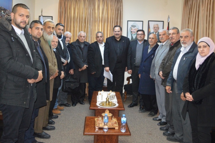 الاتفاق على تسلم وتشغيل مدرسة مهنية زراعية في طوباس
