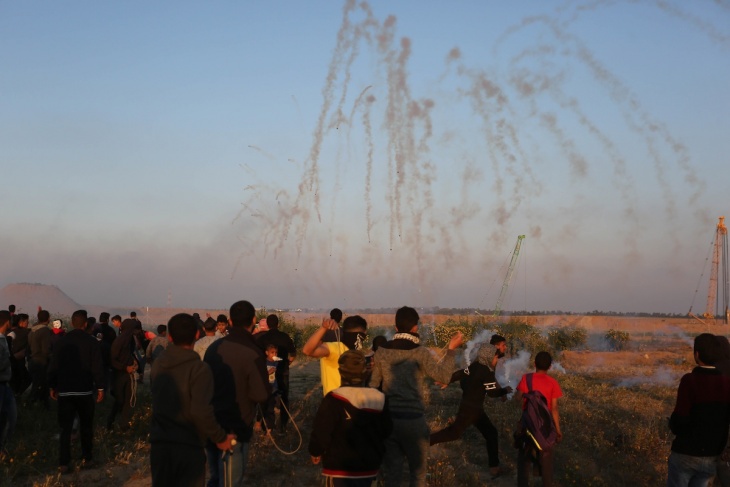 33 اصابة على حدود غزة