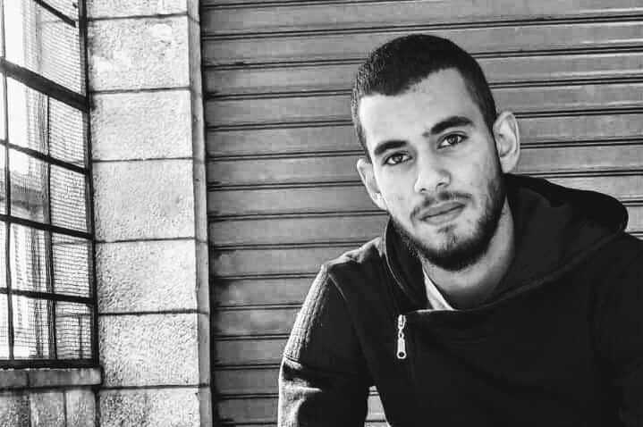 فيديو- استشهاد مسعف برصاص الاحتلال في مخيم الدهيشة