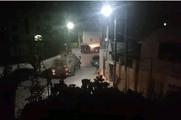 الاحتلال يداهم منزل في كفيرت وينصب حواجز عسكرية جنوب جنين