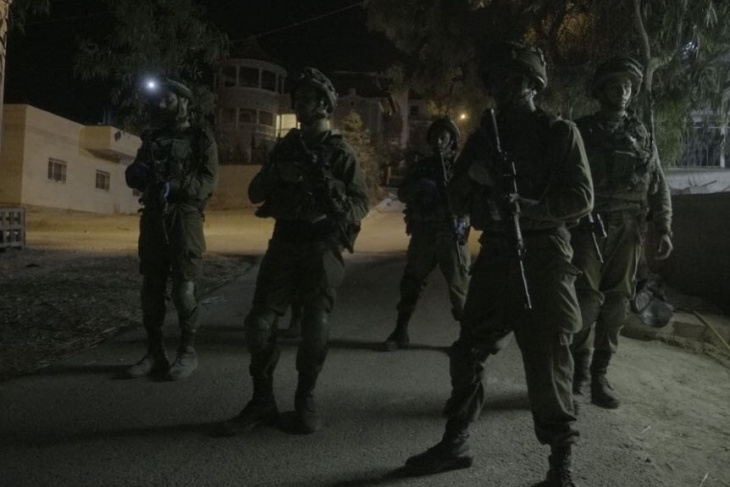 قوات الاحتلال تعتقل 13 مواطناً من الضفة