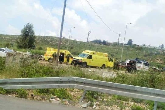 إصابة شاب بحجة محاولة طعن جنوب نابلس