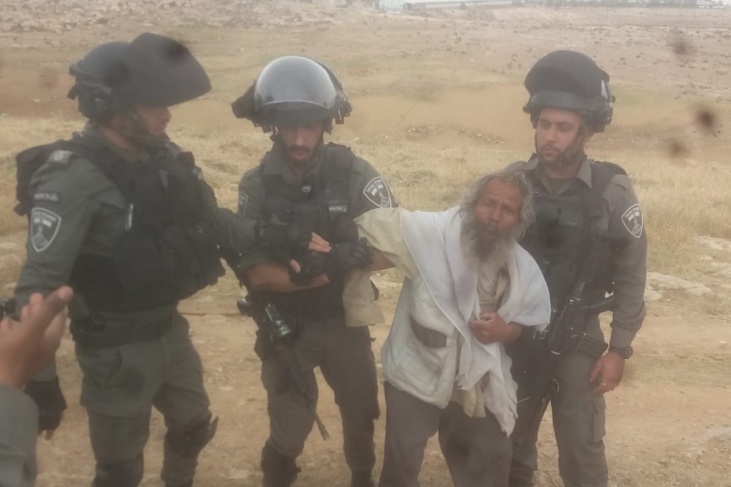 الاحتلال يهدم خيمة النواجعة وبركس اغنام جنوب الخليل
