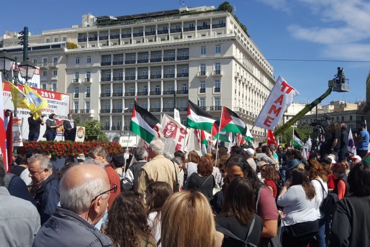 مهرجان الأول من أيار في أثينا يأخذ طابع التضامن مع الشعب