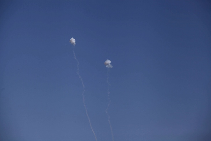اسرائيل: حماس اطلقت 3 صواريخ باتجاه البحر