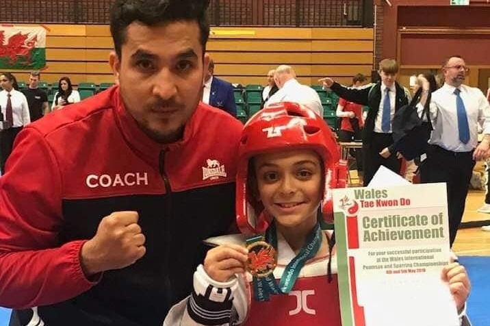 السويطي يفوز بالميدالية الذهبية ببطولة التايكوندو في ويلز