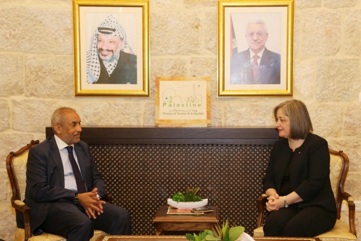 فلسطين وجنوب افريقيا يبحثان التعاون في المجال السياحي