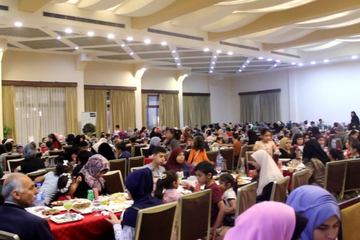 المشروبات الوطنية تشارك أكثر من 400 طفل يتيم إفطارات رمضانية