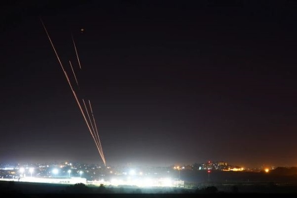 اطلاق صاروخين من قطاع غزة نحو المستوطنات 