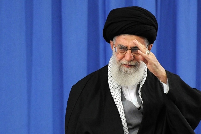 خامنئي: سيندم أي معتد يهاجم إيران