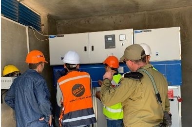 اسرائيل تضيف خط كهرباء جديد جنوب الخليل