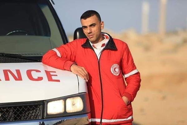 استشهاد ضابط اسعاف في غزة