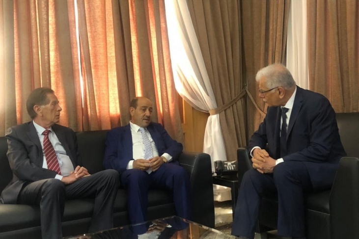 أبو زيد يبحث التعاون مع وزير الوظيفة العمومية بتونس
