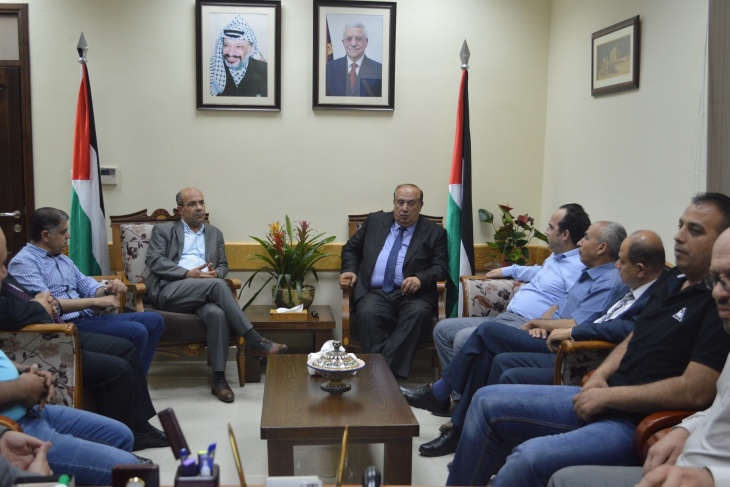 أبو مويس يطالب الجامعات بالتركيز على التخصصات التكنولوجية والتقنية