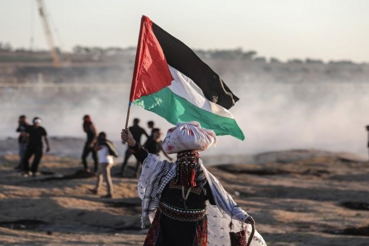 الفلسطينيون يستعدون لجمعة &quot;حرق العلم &quot;