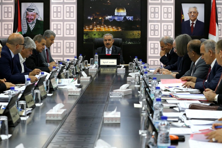 الحكومة توافق على التحويل الطبي للاردن وشق طريق وادي النار