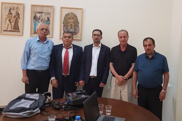 باحث يناقش رسالة ماجستير حول تقييم أداء المواقع الالكترونية