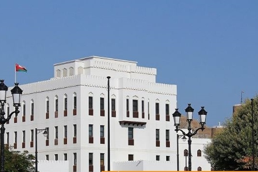 سلطنة عمان تقرر فتح سفارة لها في فلسطين