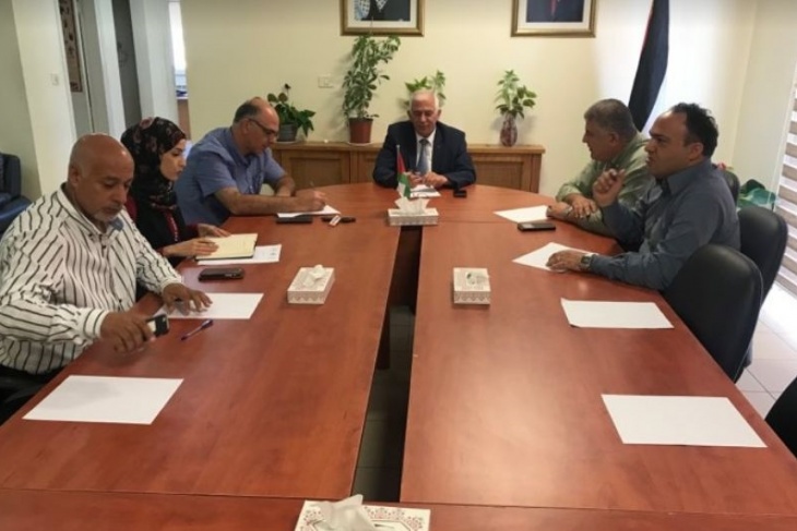 محافظ بيت لحم يبحث جملة قضايا مع ممثلي هيئة المدن الصناعية