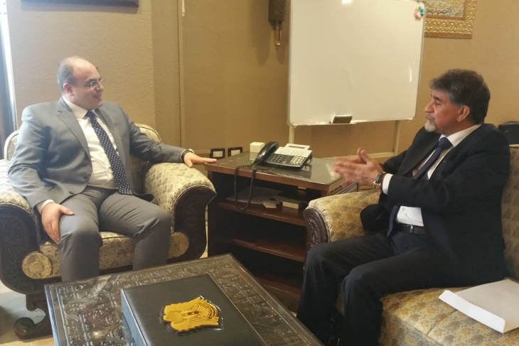 السفير عبد الهادي يبحث مع وزير الاقتصاد السوري تعزيز التعاون