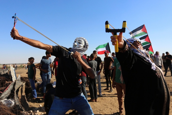 استعدادات لجمعة &quot;اطفالنا الشهداء&quot; على حدود غزة