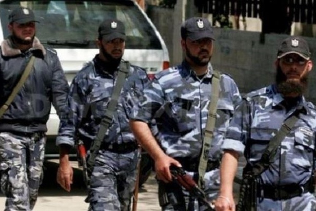 الأمن بغزة يقرر الإفراج عن الصحفي هاني الاغا