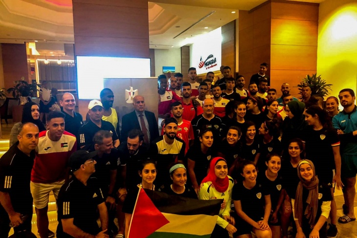 الرجوب يلتقي بعثة فريق الاتحاد الفلسطيني الأميركي النسوي لكرة القدم