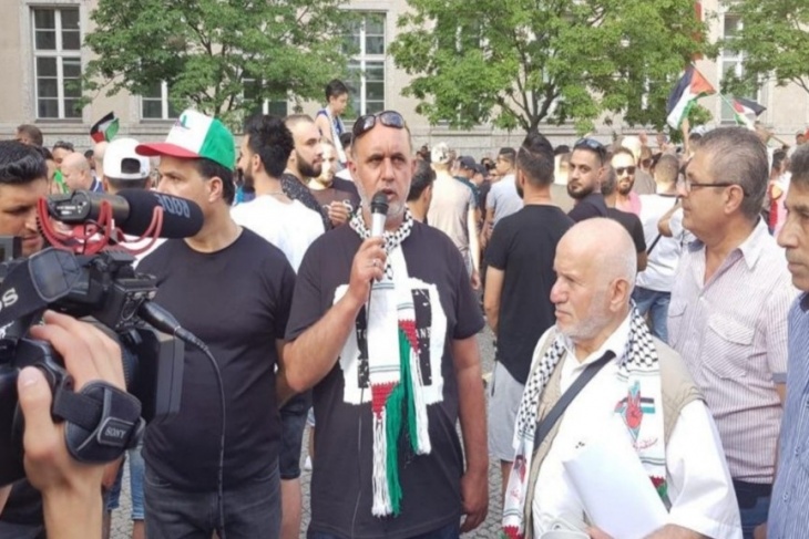 الجالية الفلسطينية ببرلين تنظم وقفة تضامنية مع اللاجئين بمخيمات لبنان