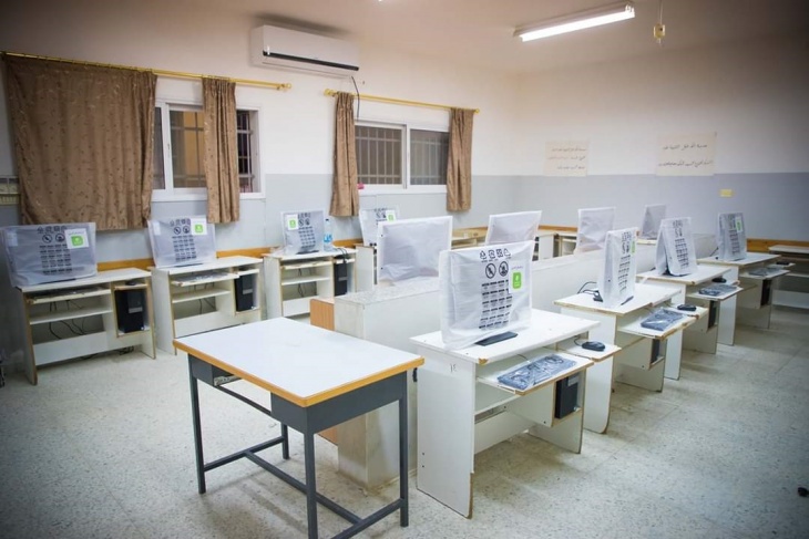 بنك القدس يقدم دعمه لتجهيز مختبر حاسوب لمدرسة ذكور عتيل