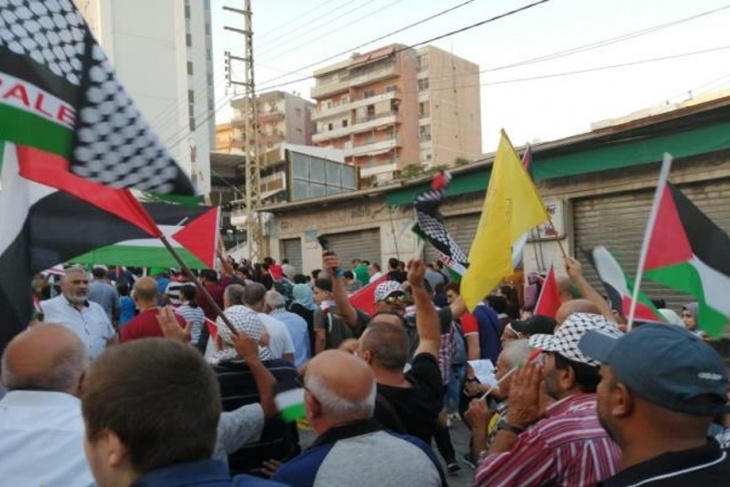 مسيرة جماهيرية في صيدا رفضا لقرار وزير العمل اللبناني