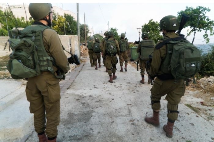 The occupation arrests citizens from Ya`bad, south of Jenin