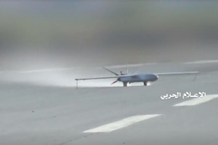 10 طائرات- الحوثيون يشنون أوسع هجوم على منشأة نفطية سعودية