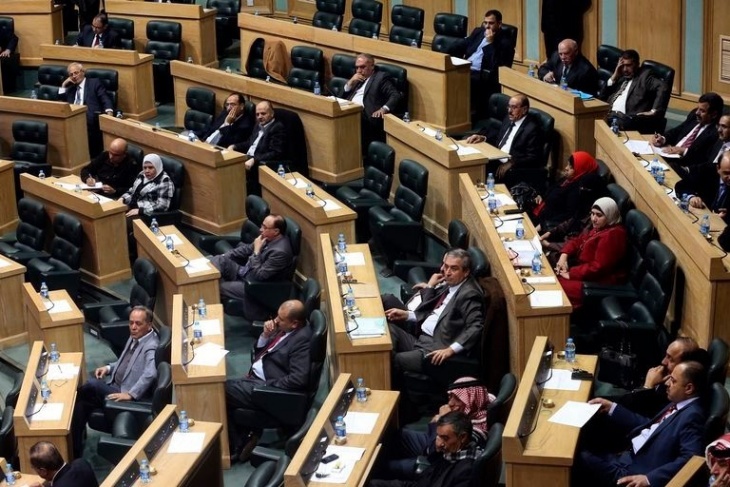 &lt;div&gt;صورة وتعليق: &lt;/div&gt;البرلمان الأردني يوصي بطرد سفيراسرائيل واعادة النظر في اتفاق وادي عربة