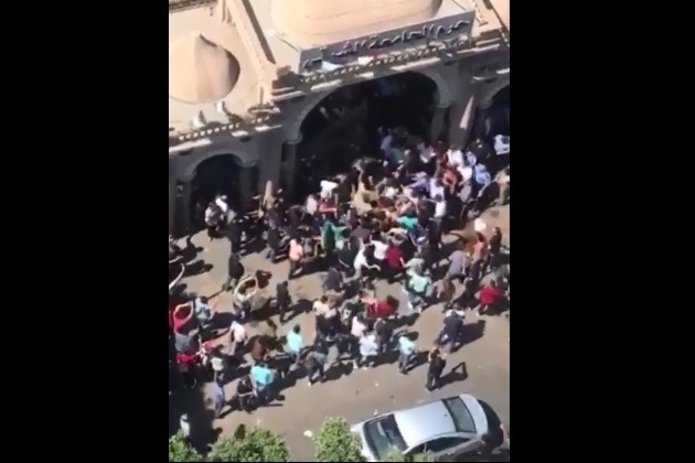 بالفيديو- خلافات جامعة الازهر بغزة تطفو على السطح