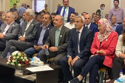 الحكومة تطلق خطة العمل بالعنقود الزراعي