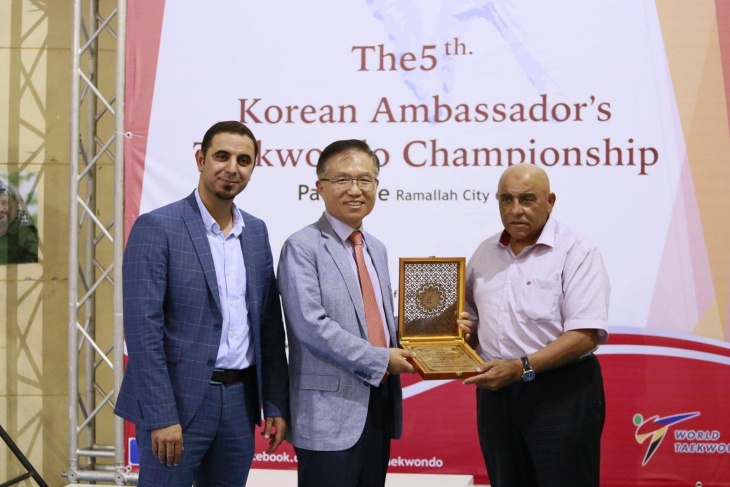 اتحاد التايكواندو يختتم بطولة السفير الكوري بتفاعل 22 نادياً