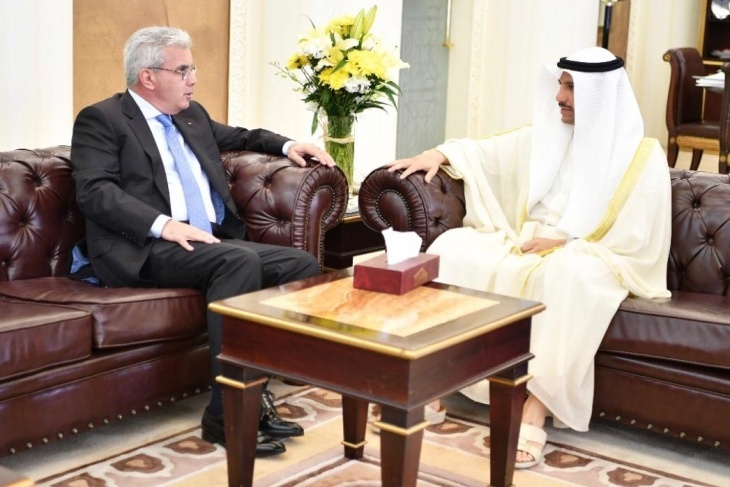 السفير طهبوب يلتقي رئيس مجلس الامة الكويتي
