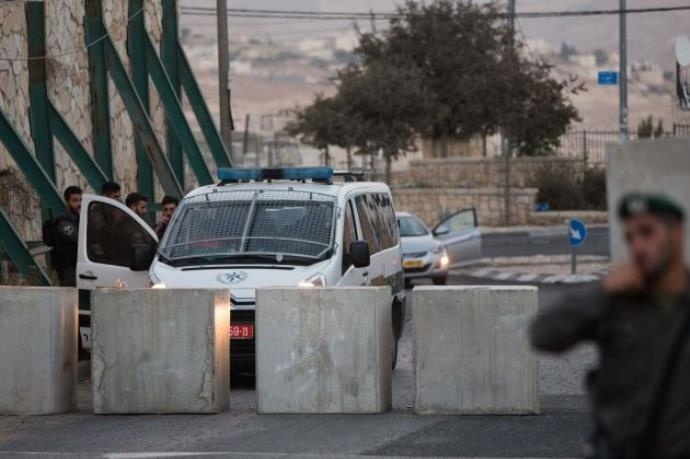 إسرائيل تعلن آلية عمل معابر الضفة وغزة خلال الأيام المقبلة