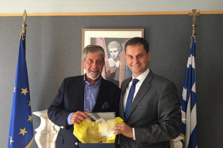 السفير طوباسي يجري لقاءات مع وزراء الطاقة والسياحة باليونان