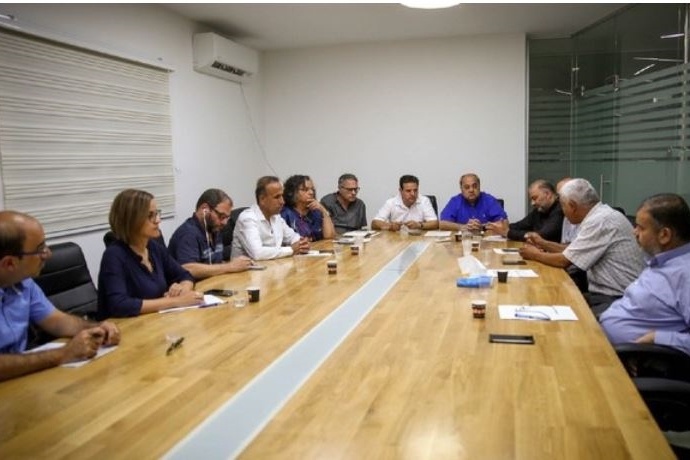 &lt;div&gt;صورة وتعليق: &lt;/div&gt;القائمة العربية المشتركة تتشاور لتوصية غانتس رئيسا لحكومة اسرائيل