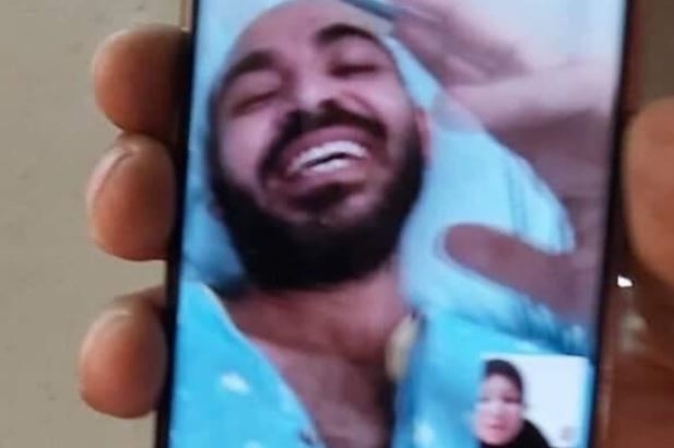 الأسير خلوف ينتصر ويعلق إضرابه عن الطعام