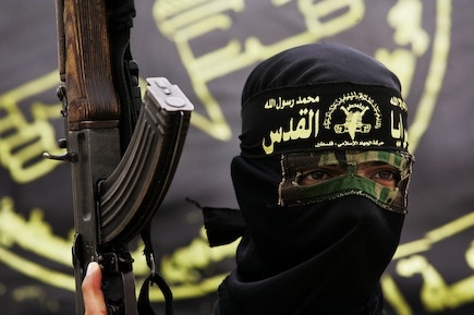 قناة 12: السلطة أحبطت محاولات لتصنيع صواريخ بالضفة