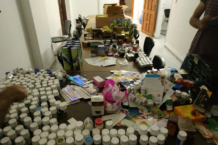 ضبط كميات من مستحضرات التجميل والمنشطات الجنسية الممنوعة بجنين
