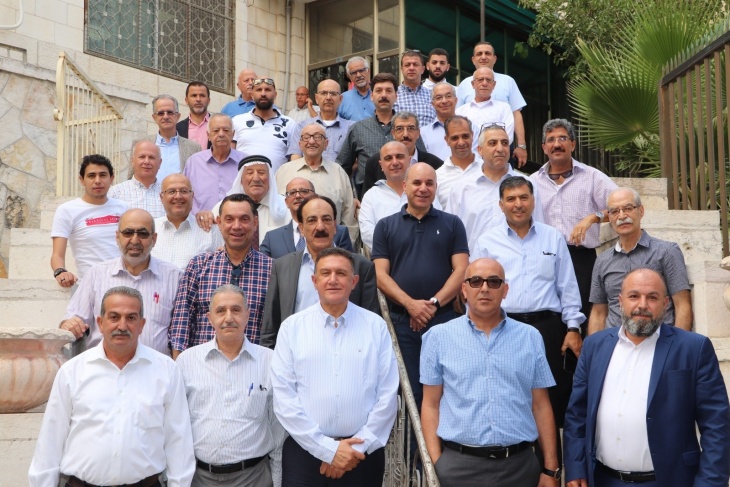 وفد من رجال الأعمال المقدسيين يزور كهرباء القدس