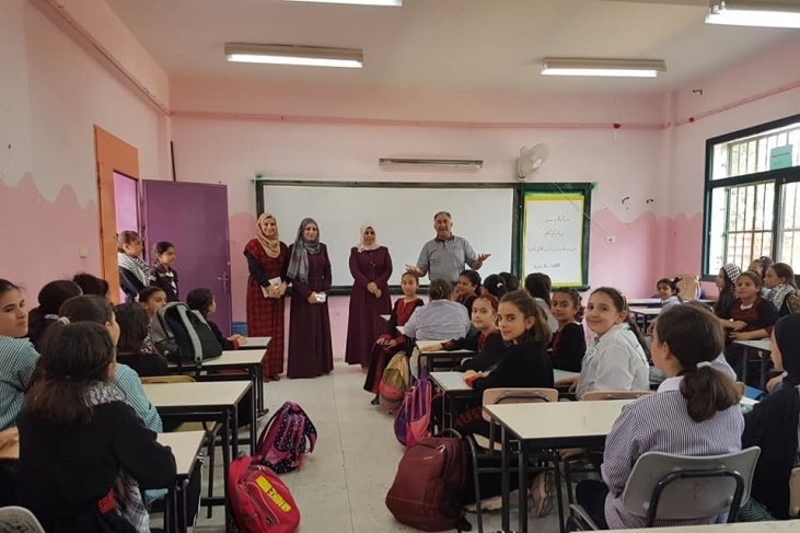 ثقافة طوباس تنظم لقاء ثقافيا لطالبات المدارس