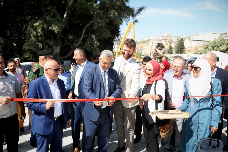 أبو بكر يفتتح المرحلة الأولى من مشروع محطةترحيل النفايات بمخيم نور شمس