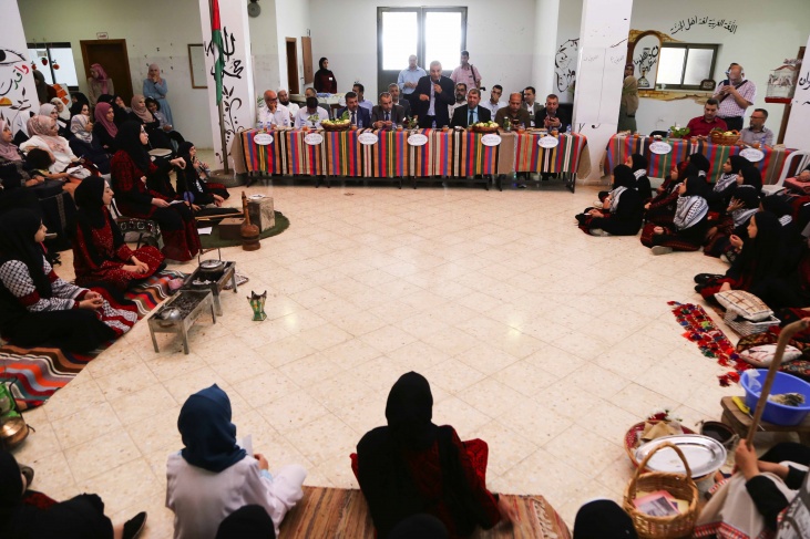 قلقيلية: افتتاح معرض للتراث في المدرسة الشرعية للاناث