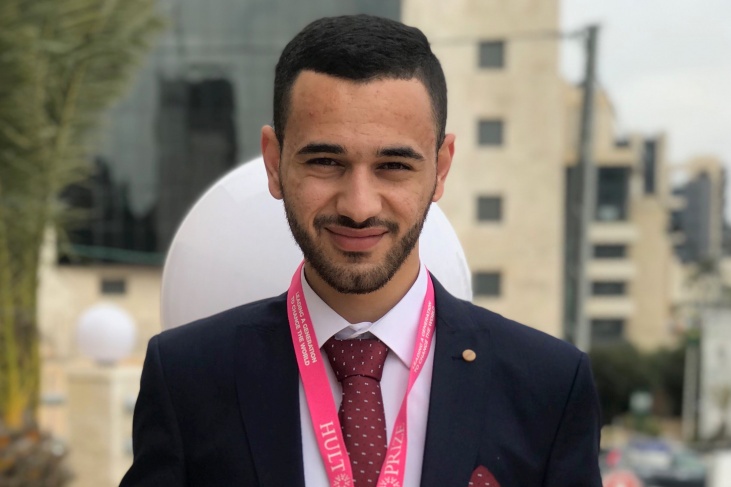 طالب من &quot;العربية الامريكية&quot; أفضل مدير حدث على مستوى العالم