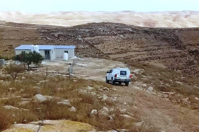 الاحتلال يخطر بهدم 4 منازل في مسافر يطا